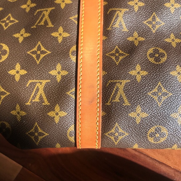 Authentic Louis Vuitton Keepall 50 Bandouliere - Picture 11 of 16